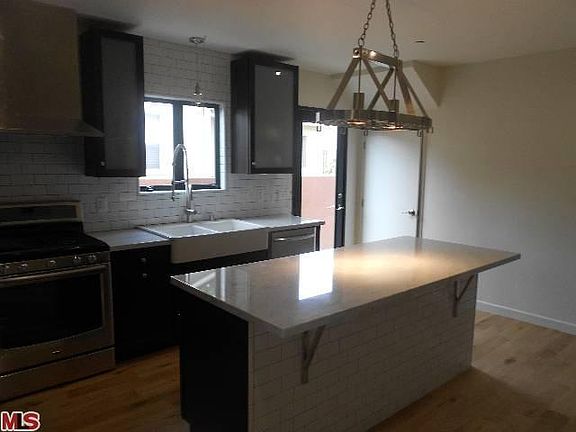 2nd image of 2917 Urban Ave