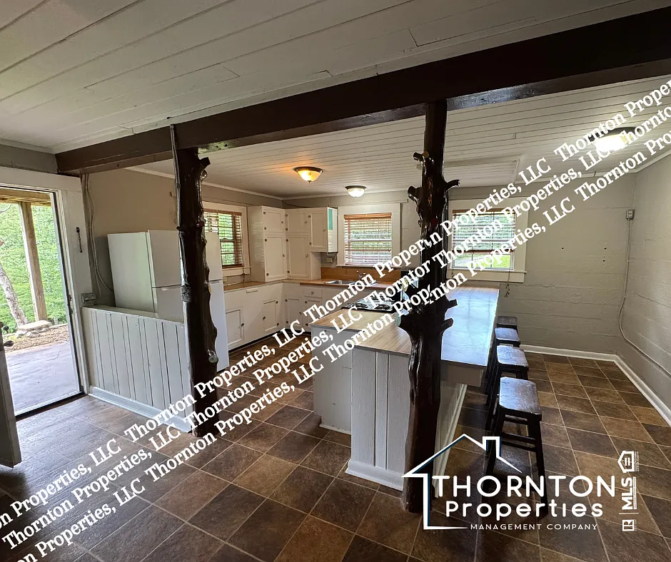 3 bed, 1771 sqft, $1,200 — Photo 2