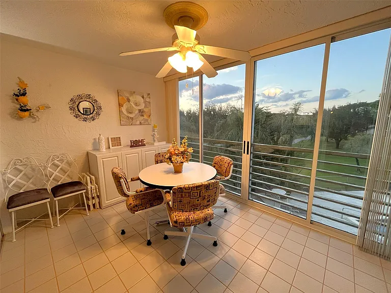 9501 Seagrape Dr #305 — Photo 21