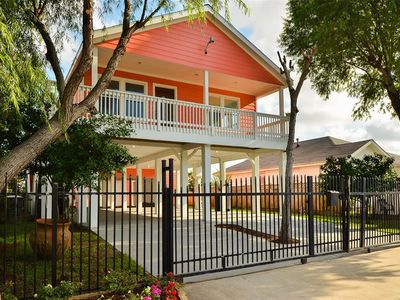 4906 Alamo Dr, Galveston, TX, 77551