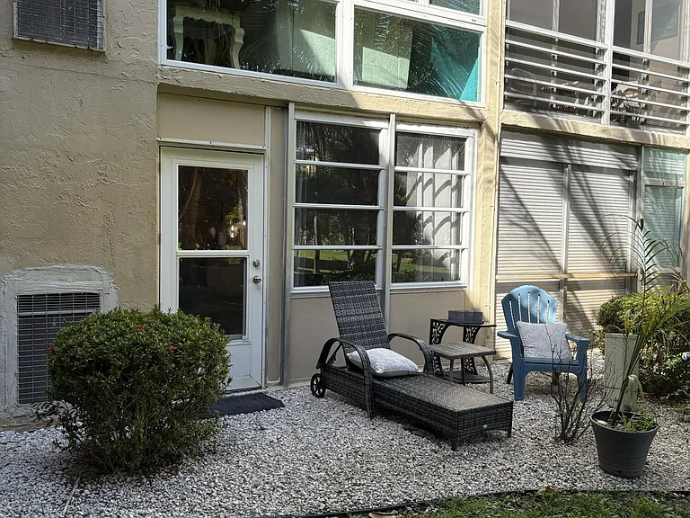 330 NE 26th Ave #108 — Photo 17