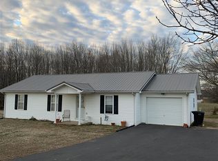 3788 Dripping Springs Rd, Glasgow, KY 42141