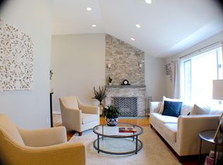 4 Hackensack Ter, Chestnut Hill, MA 02467