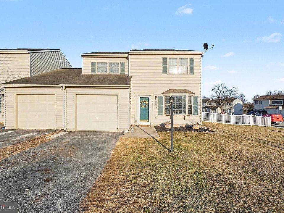 1st image of 2941 Milky Way