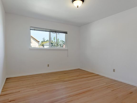 4th image of 225 Alhambra Ave APT 1
