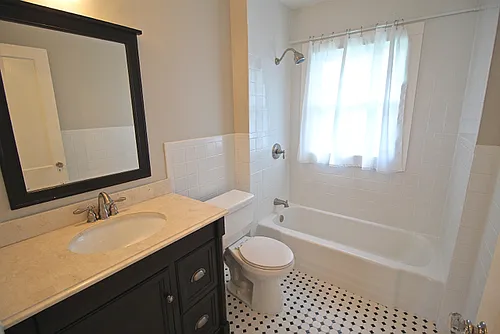 Floor plan 2 Bedrooms, 2 Bathrooms