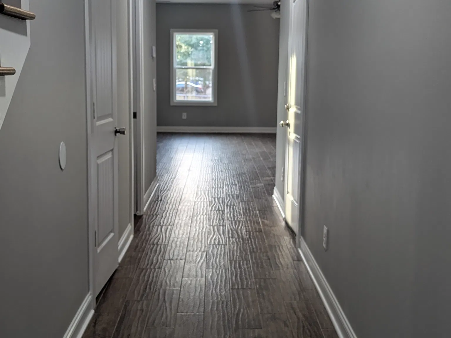 393 Armstrong Street - B — Photo 4