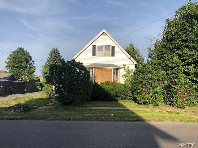1st image of 15 Edison Ave