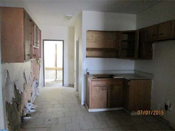 3rd image of 3749 Kensington Ave