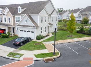 29 N Tompkins Sq, Downingtown, PA 19335