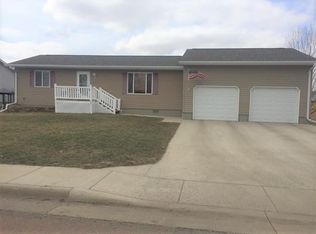 809 N Marion St, Fort Pierre, SD 57532