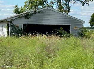 16280 South St, Forest, OH 45843