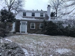 8205 Custer Rd, Bethesda, MD 20817