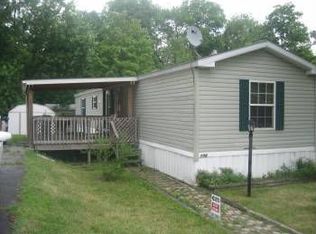 170 Hampton Ave, Imperial, PA 15126