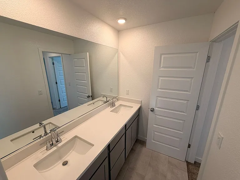 12629 Hereford Ave — Photo 26