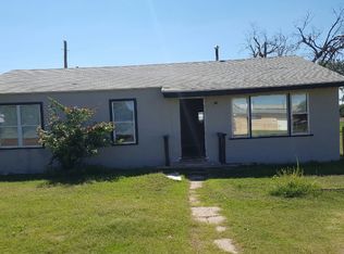1010 6th St, Shallowater, TX 79363