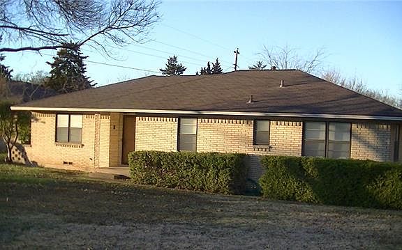 2nd image of 335 Dalton Dr