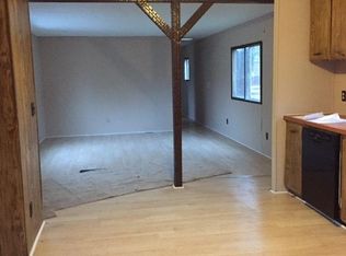 29 Cypress Blvd, Madison, OH 44057