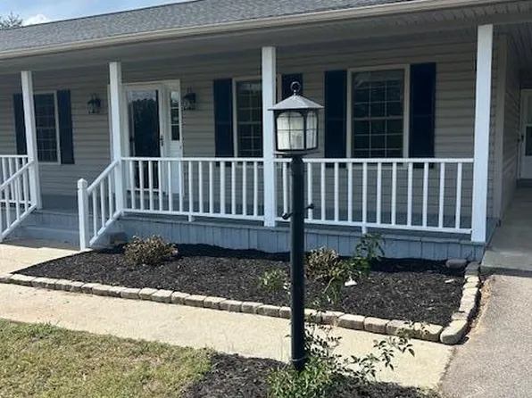 973 Fall Creek Rd, Blairs, VA 24586