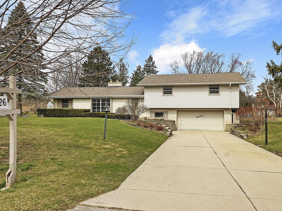 1st image of 9926 West Brookside DRIVE