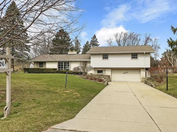 9926 West Brookside DRIVE, Hales Corners, WI 53130