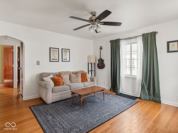 3rd image of 5000 Ralston Ave