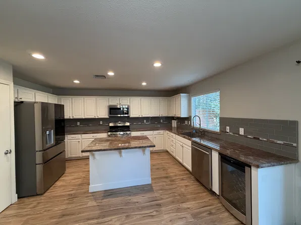2129 Hannah Way, Rocklin, CA 95765