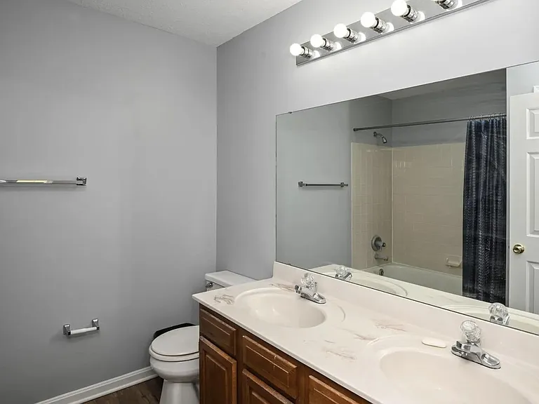 306 Glenwood Ave — Photo 6