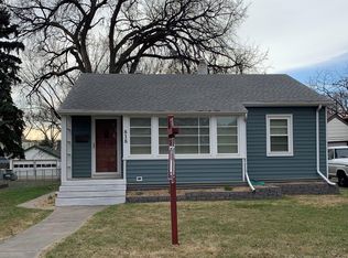 818 N 10th St, Bismarck, ND 58501