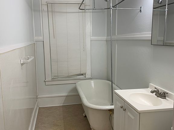 4th image of 29 Isham St #29