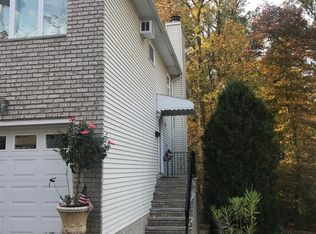 101 Edgegrove Ave #2, Staten Island, NY 10312