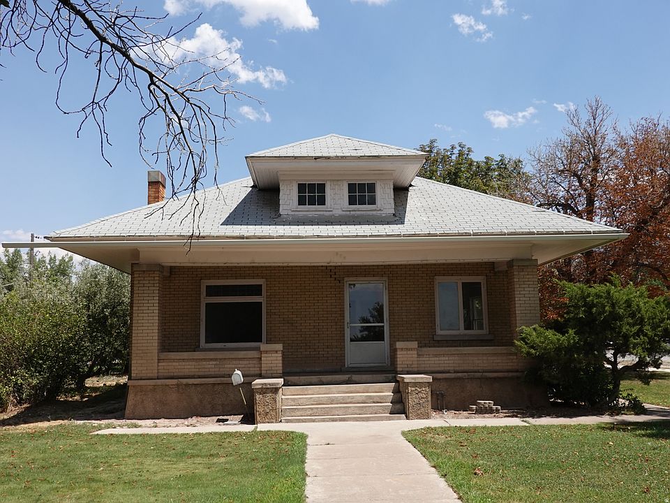 1st image of 306 N Main St