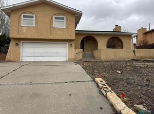 1711 Mesquite Dr, Gallup, NM 87301