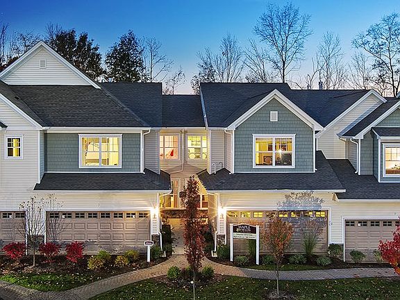 2nd image of 17 Lyndsey Ln