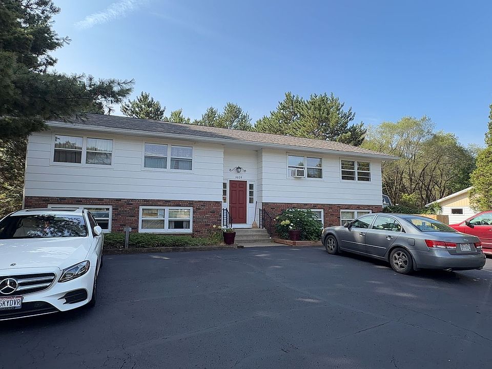 1st image of 3605 Ross Ave #3