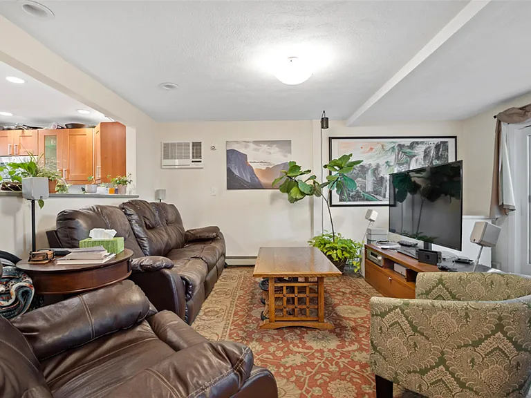 55 Waterhouse St — Photo 26