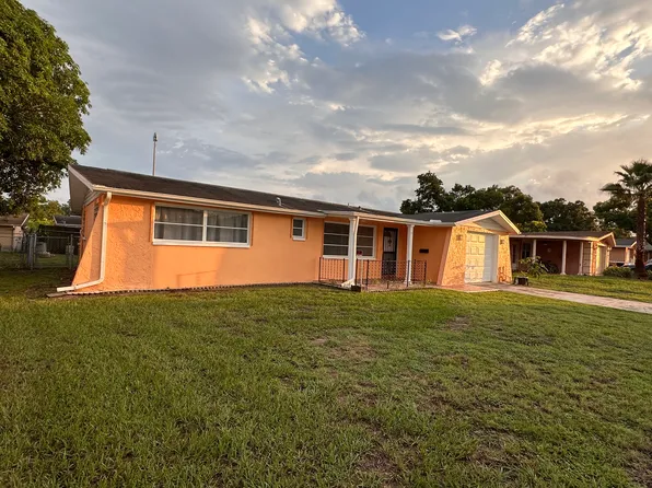 5616 Canosa Dr, Holiday, FL 34690