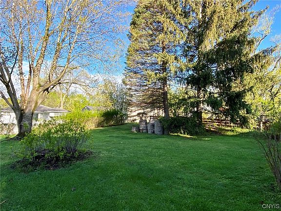 5th image of 147 Hathaway Rd