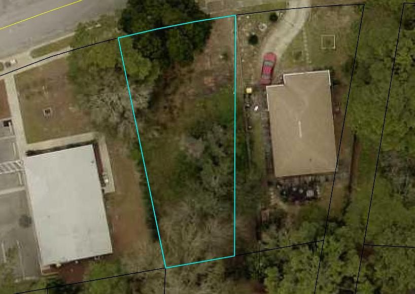 1st image of 12 Bobolink St