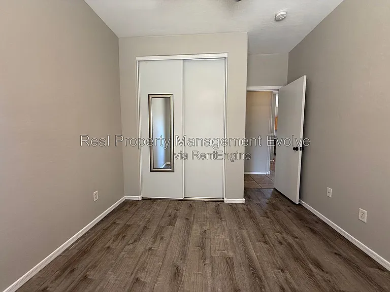 15361 W Port Au Prince Ln — Photo 18