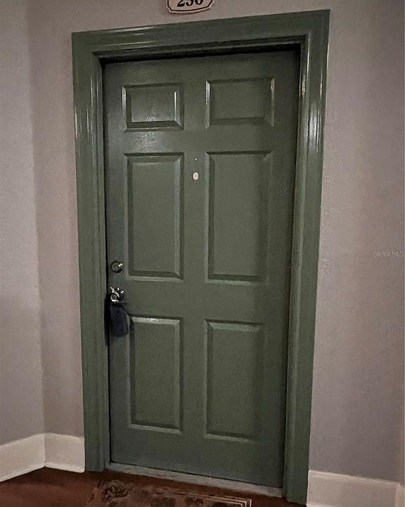 1st image of 860 N ORANGE AVENUE #250