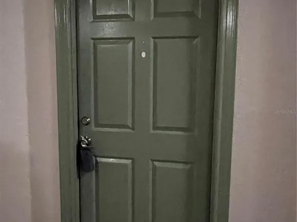 860 N Orange Ave APT 250, Orlando, FL 32801