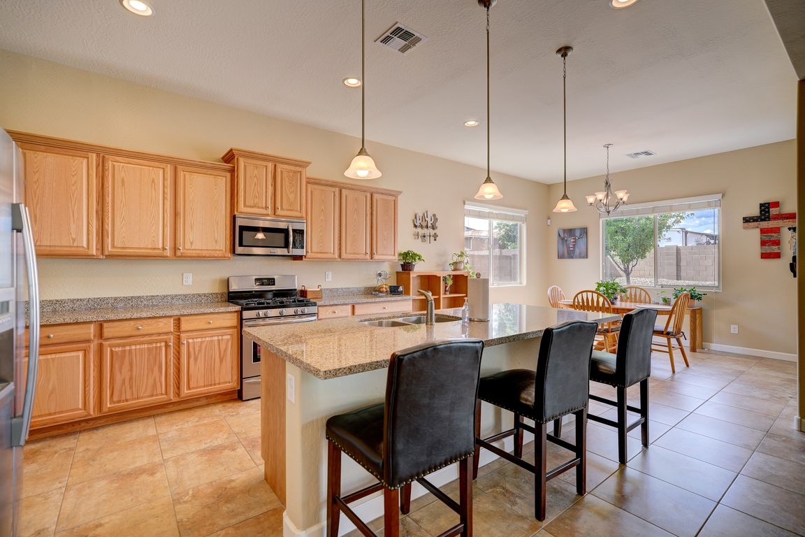 007_Kitchen