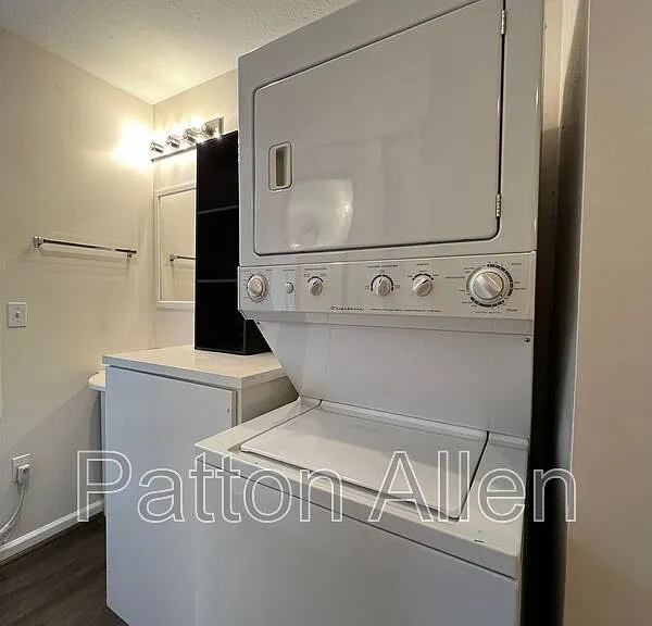 145 Citadel Dr #149H — Photo 12