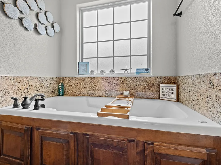 1048 Tarah Knolls Cir — Photo 19