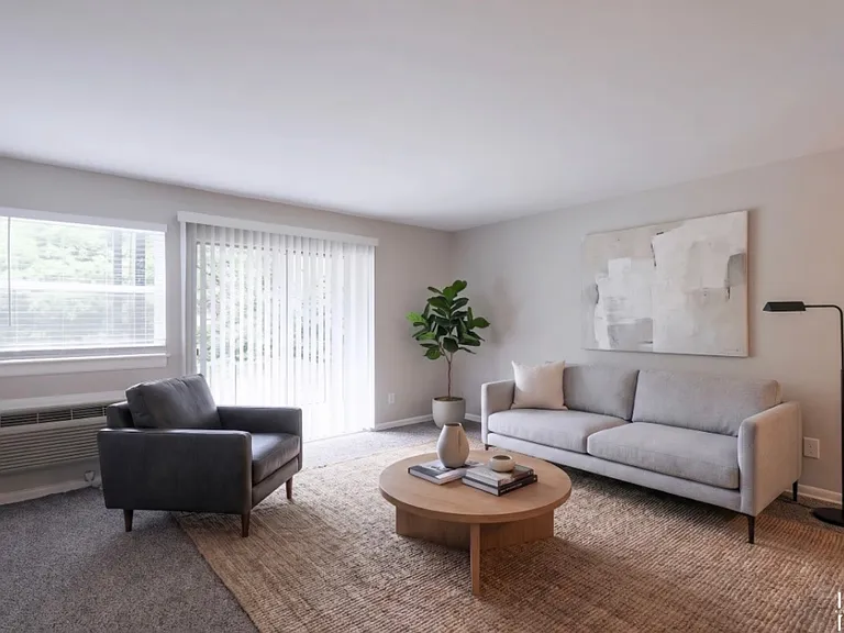 Modern Living in the Heart of Northlake — Photo 34
