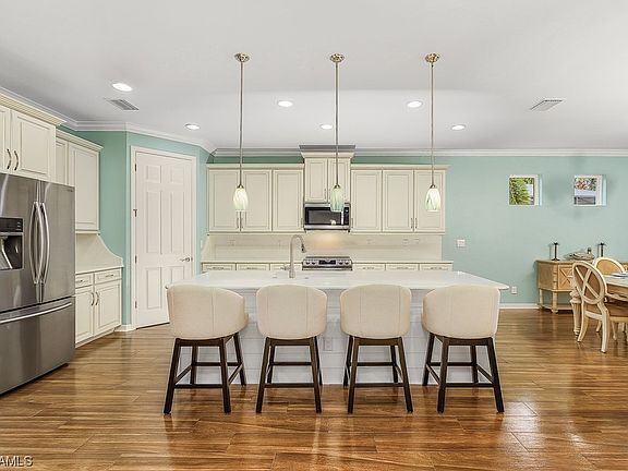 5th image of 12626 Blue Banyon Ct