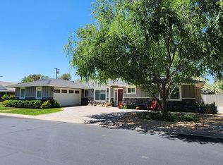 42 Spur Cir, Scottsdale, AZ 85251