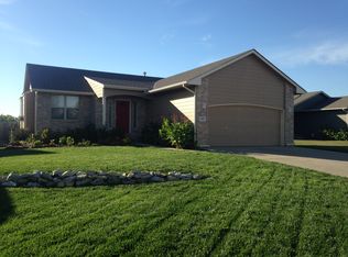 803 S Cherrywood Ct, Andover, KS 67002