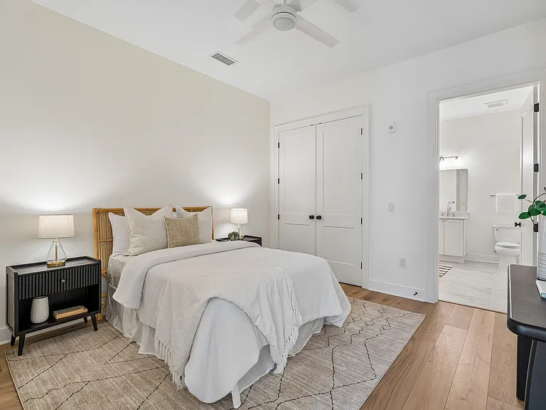 540 Helmsman St #1222 — Photo 32